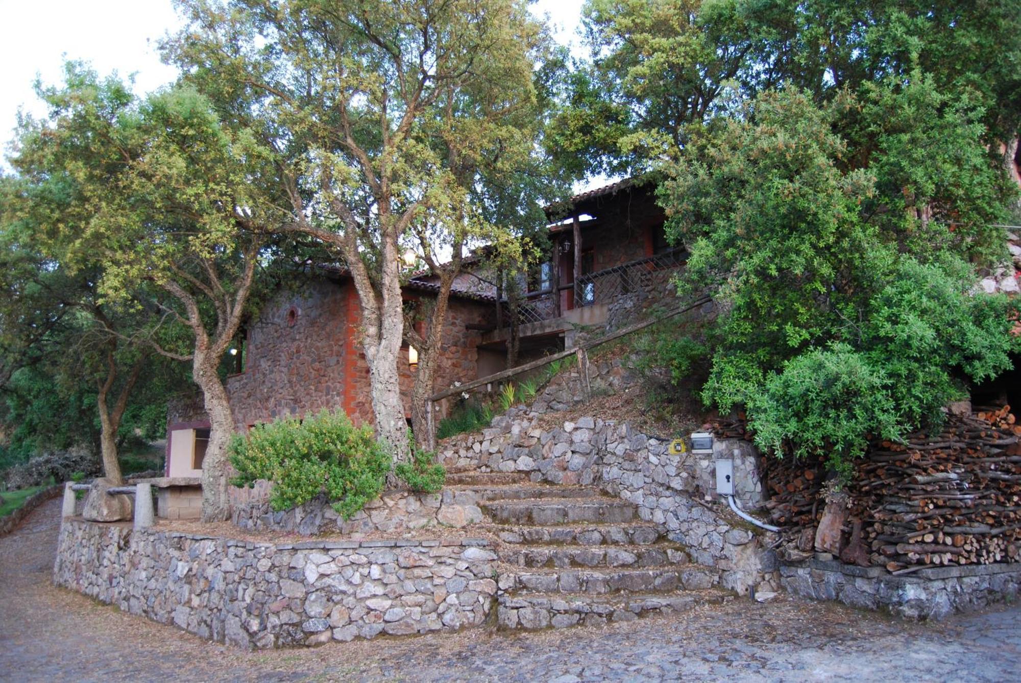 La Quercia Guest House Arbus Exterior photo