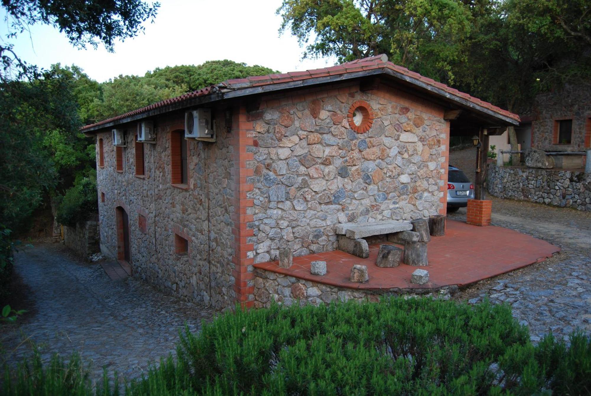 La Quercia Guest House Arbus Exterior photo